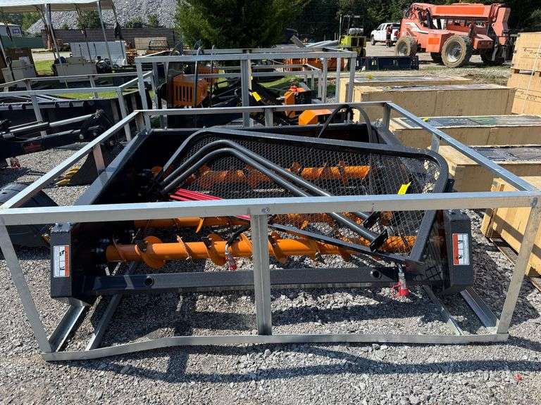 2025 Landhonor Unused RBP-13-72W Skidsteer Round Bale Processor image