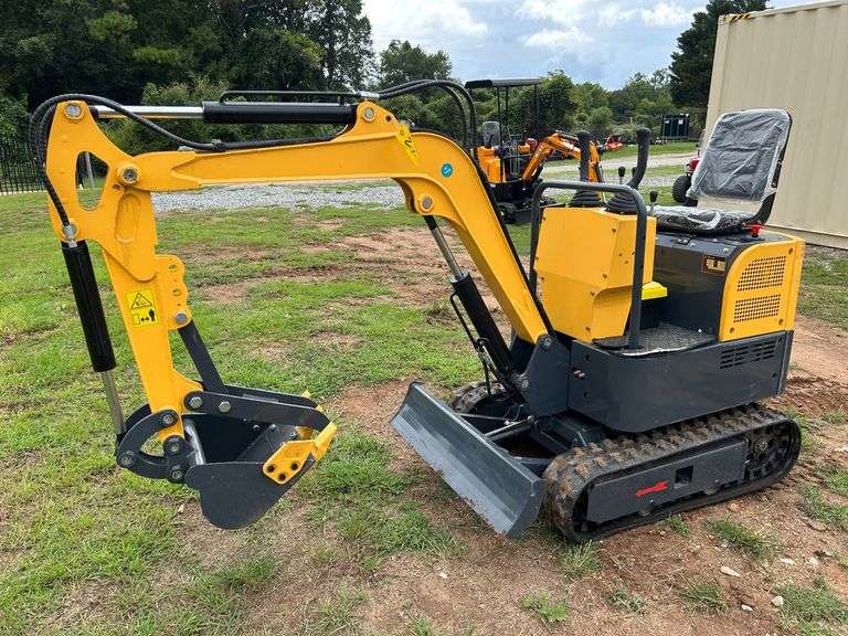 2025 Landhero Unused LDH-KN16-CEM Mini-Excavator image