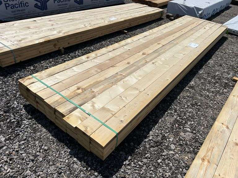 Stack- Southern Yellow Pine 2"x6"x16', 40 Pieces image