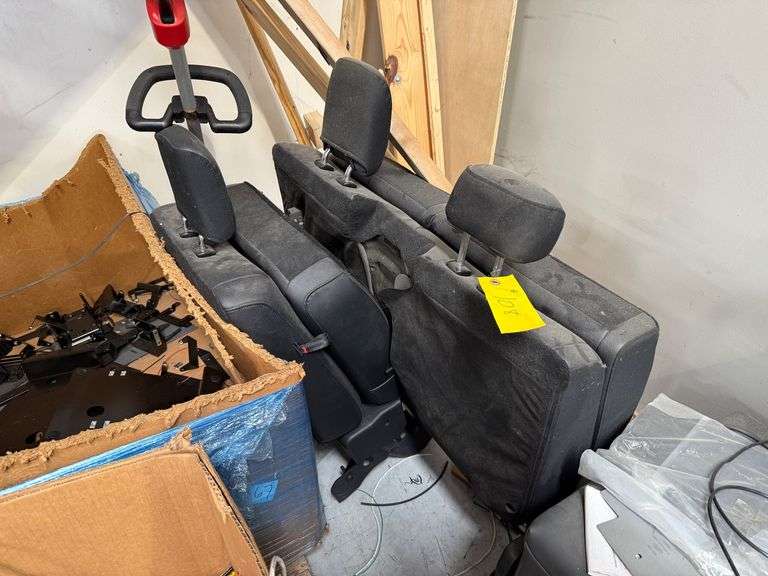 2024 Ford F-150 Rear Take Out Seats image