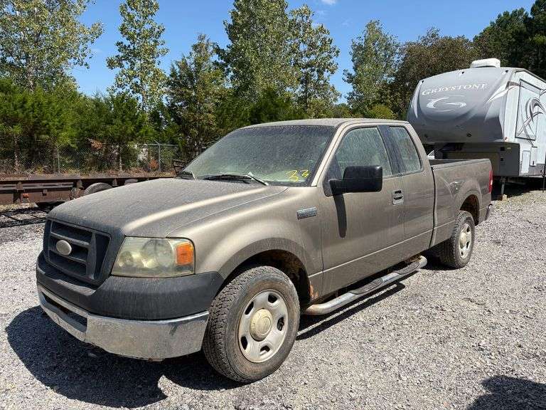 2006 Ford F-150 XL image