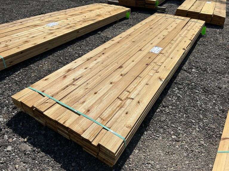 Stack- Western Red Cedar Smooth 1 Side 2 Edges 1"x6"x12', 56 Pieces image