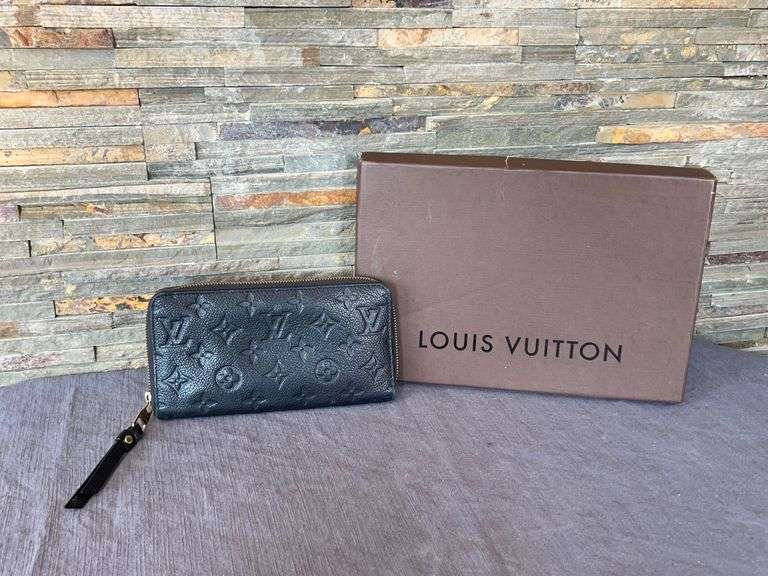 Louis Vuitton Wallet with Box image