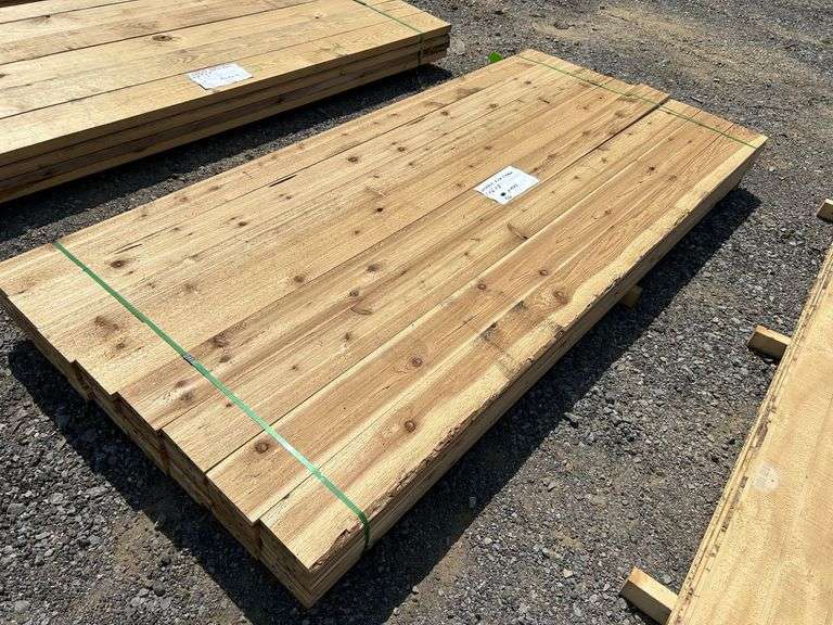 Stack- Western Red Cedar 1"x6"x8', 56 Pieces image