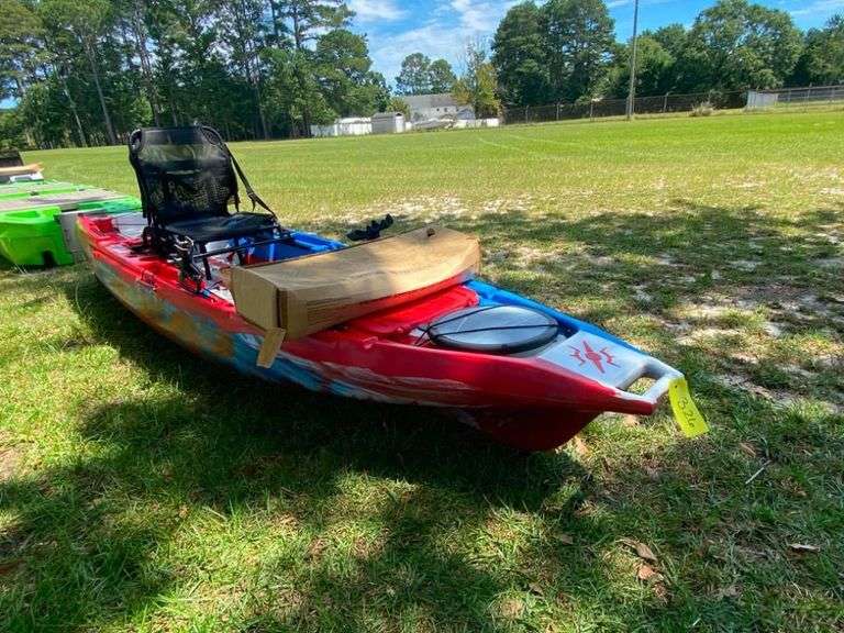 NEW - Milha Kayak with Milha Nautica Pedal Drive System image