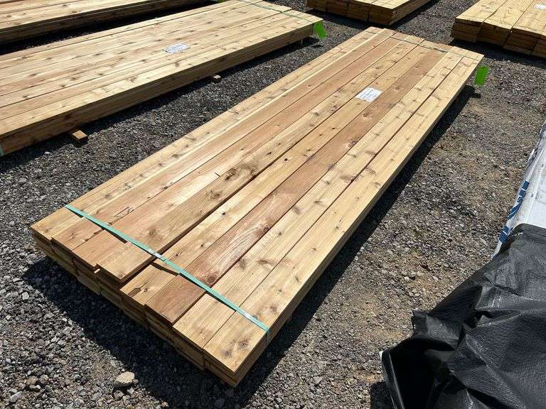 Stack- Western Red Cedar Radius Edge Decking 5/4"x6"x12', 40 Pieces image