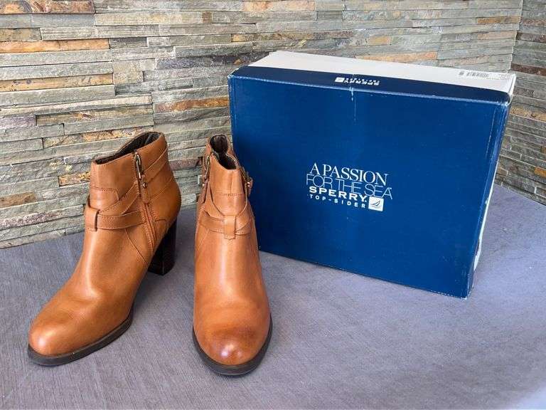 Sperry Top-Sider Dasher Belle Tan Boots with Box image