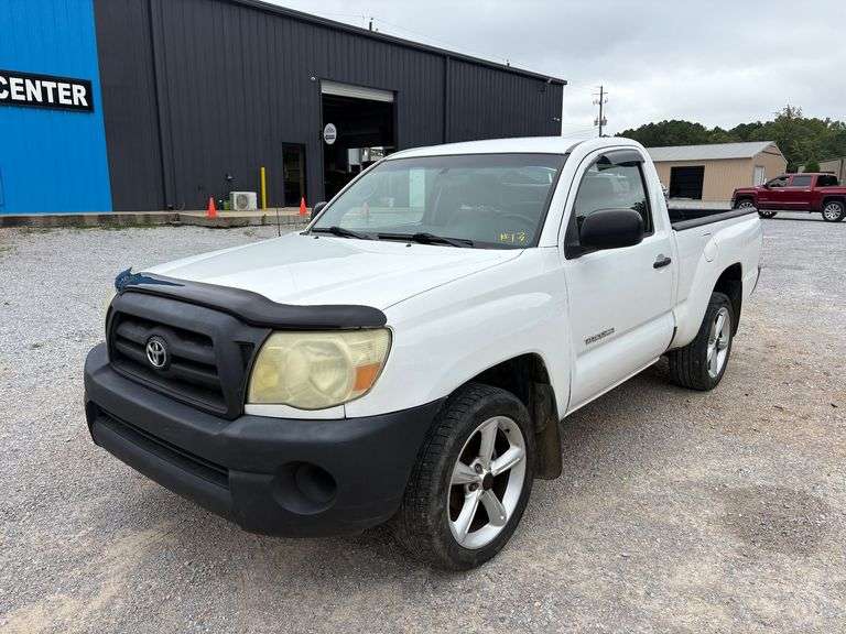 2007 Toyota Tacoma Pickup image
