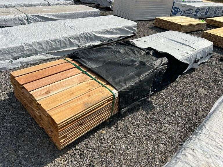 Stack- Incense Red Cedar Chanell Siding 1"x8"x8'-12', 108 Pieces image