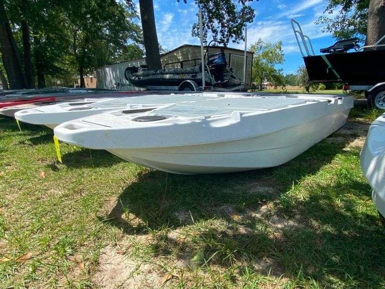 Milha Lite Skiff image