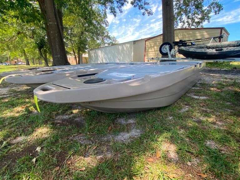 Milha Lite Skiff image