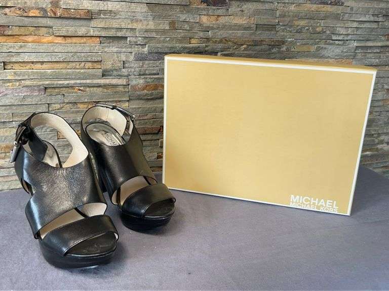 Michael Kors Leather Carla Platform with Box image