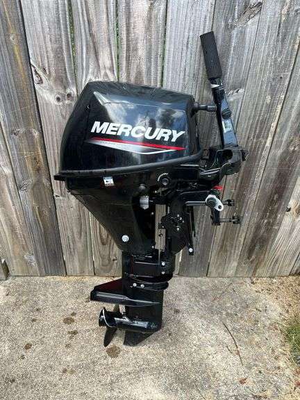 Mercury 9.9hp Motor image