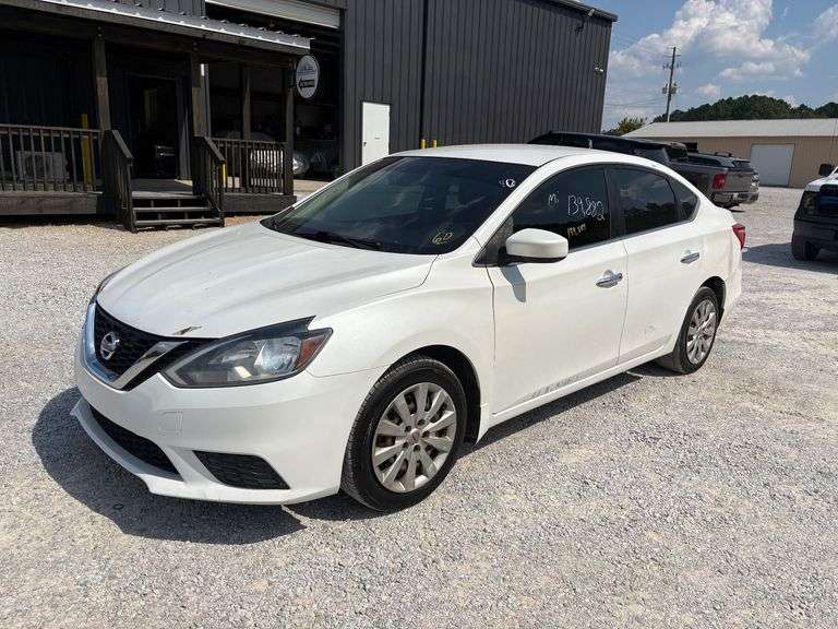 2017 Nissan Sentra SV image