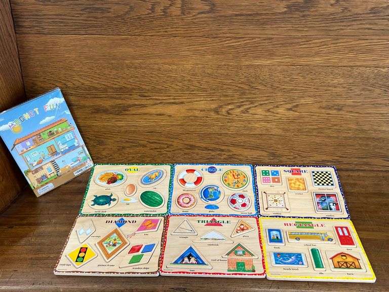 Lot - Puzzles and Magnets image