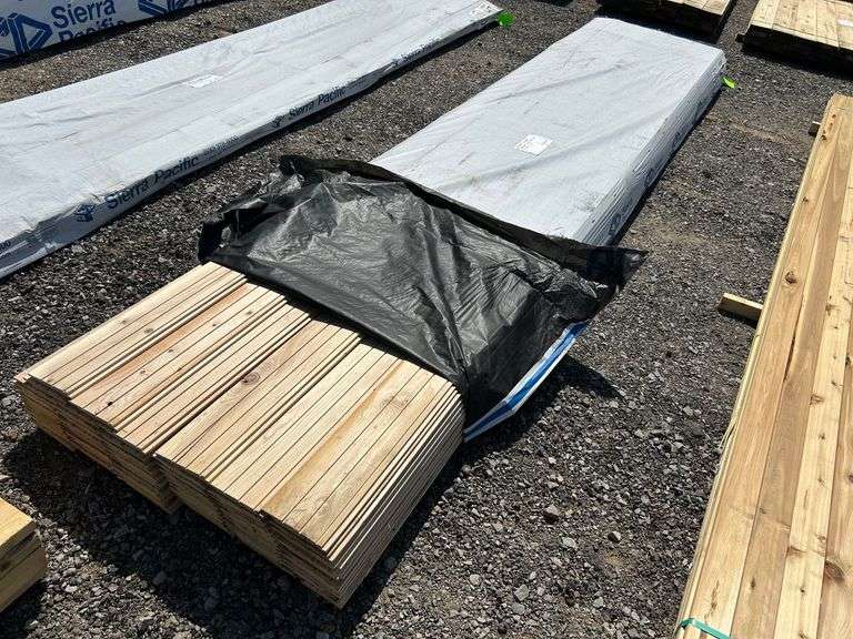 Stack- Western Woods German Lap Siding 1"x8"x16', 72 Pieces image