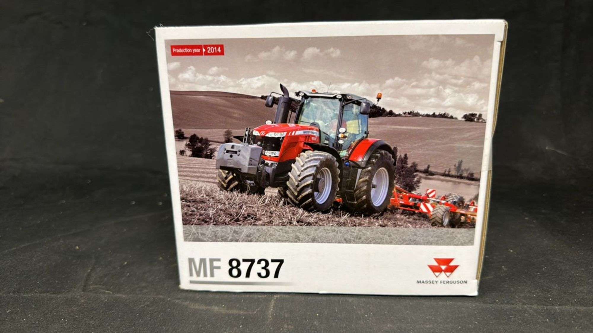 Massey Ferguson MF 8737 トラクター 1/32 1/32 Massey Ferguson 8737 - Farm Equipment-Massey Ferguson