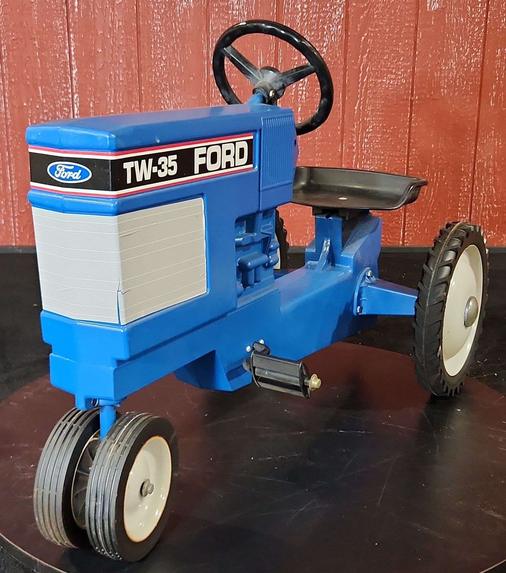 Restored Ertl Ford TW-35 Pedal Tractor - Aumann Auctions, Inc.