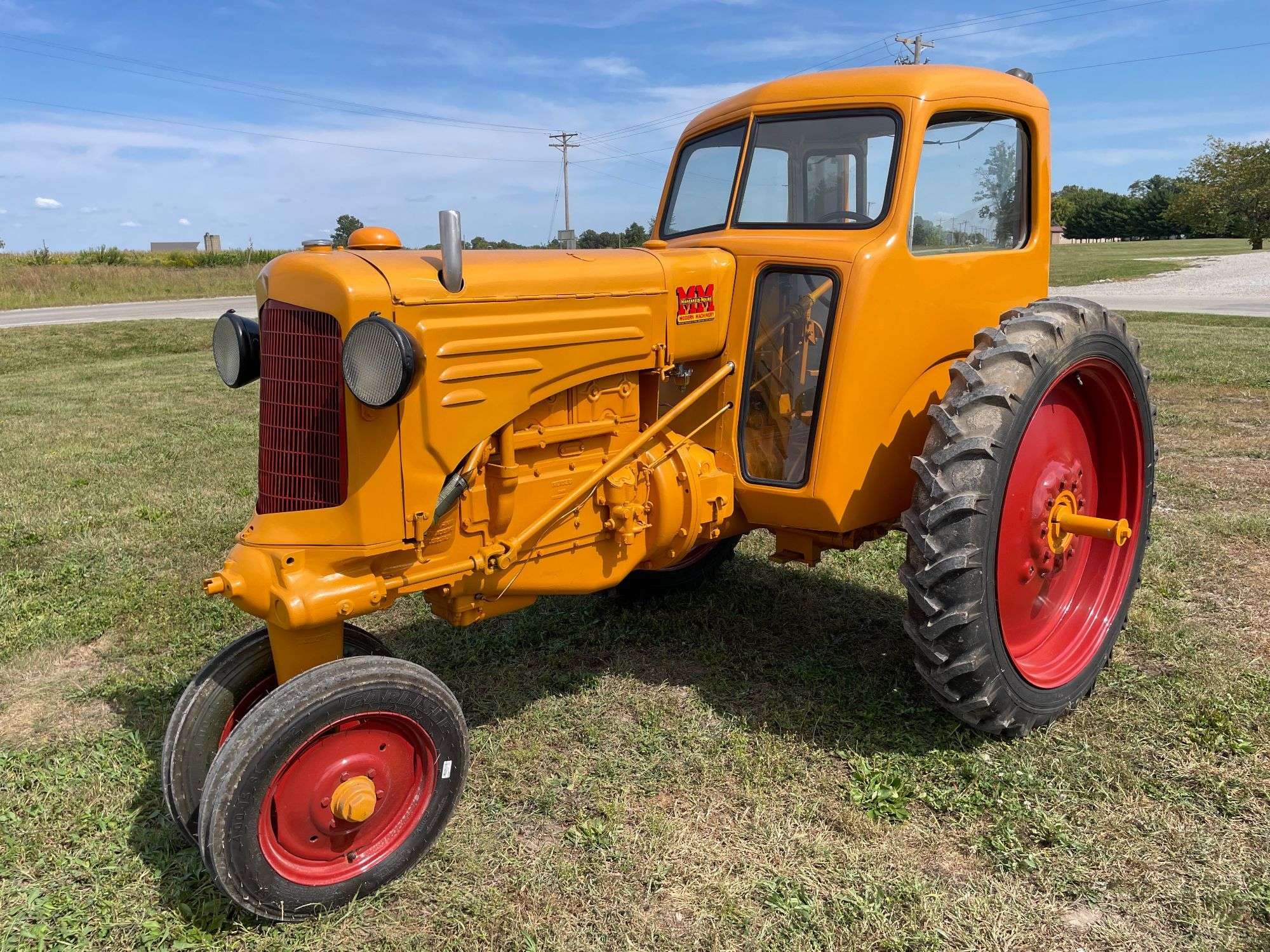 Minneapolis Moline R-Cab - Aumann Auctions, Inc.