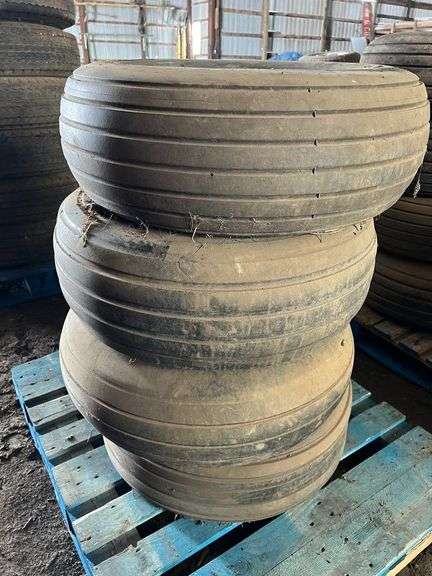 (4) Tires on Rims image