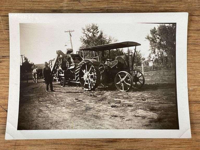IHC 15-30 Titan Flaming Four Tractor Photo