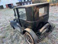 1924 Ford Model T Sedan