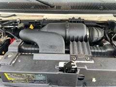 2006 Ford E450 Box Truck
