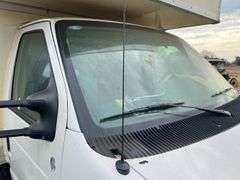 2006 Ford E450 Box Truck