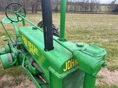 John Deere Unstyled Model B