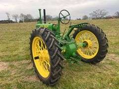 John Deere Unstyled Model B