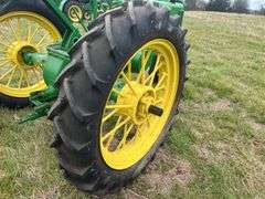 John Deere Unstyled Model B