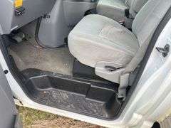 2006 Ford E450 Box Truck