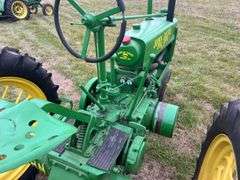 John Deere Unstyled Model B
