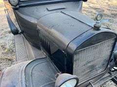 1924 Ford Model T Sedan