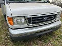 2006 Ford E450 Box Truck