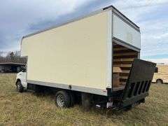 2006 Ford E450 Box Truck
