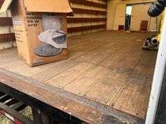 2006 Ford E450 Box Truck