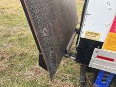 2006 Ford E450 Box Truck