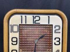 Dr. Pepper Lighted Clock