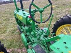John Deere Unstyled Model B