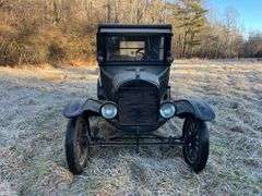 1924 Ford Model T Sedan