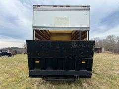 2006 Ford E450 Box Truck