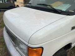2006 Ford E450 Box Truck