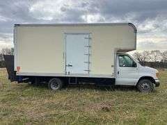 2006 Ford E450 Box Truck