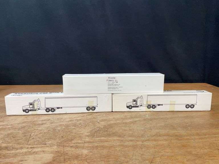(3) 1/64 Semis NIB Ertl image