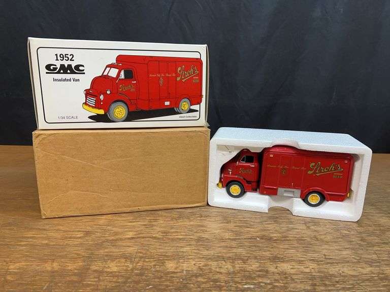 1/34 GMC Stroh's Van NIB 1st Gear image