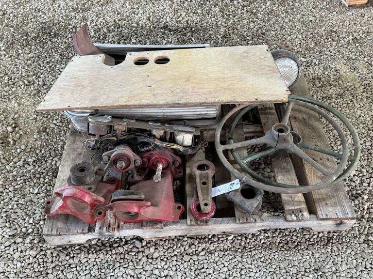 Mack Truck Parts image