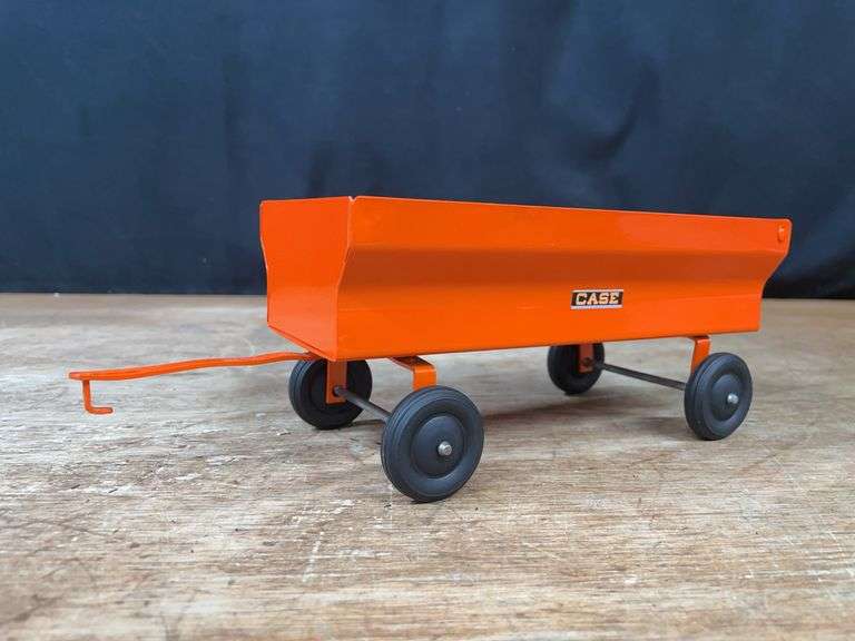 1/16 Case Flare Box Wagon Ertl image