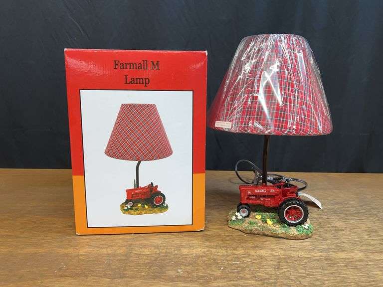 Farmall M Tractor Lamp NIB image