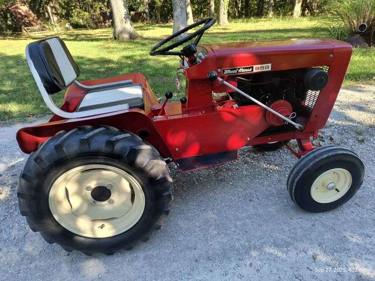 Wheel Horse 953 image